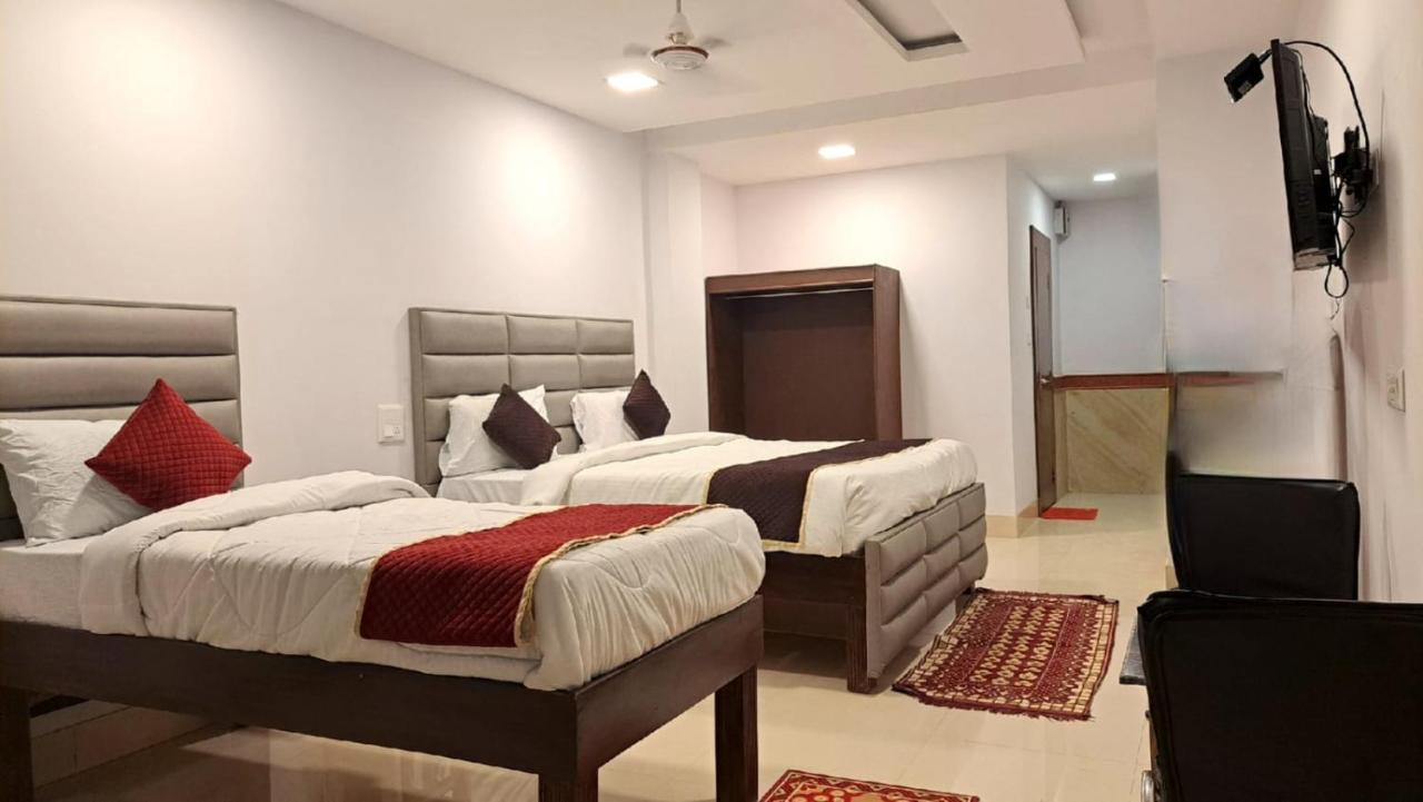 Hotel Amenda International 뉴델리 외부 사진